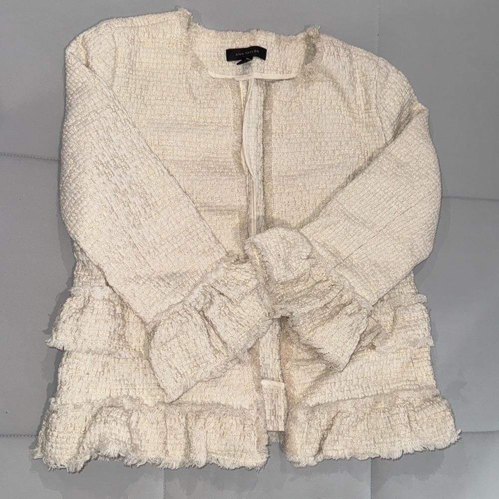 Ann Taylor Crème Tweed Bracelet Sleeve Jacket Sz 4